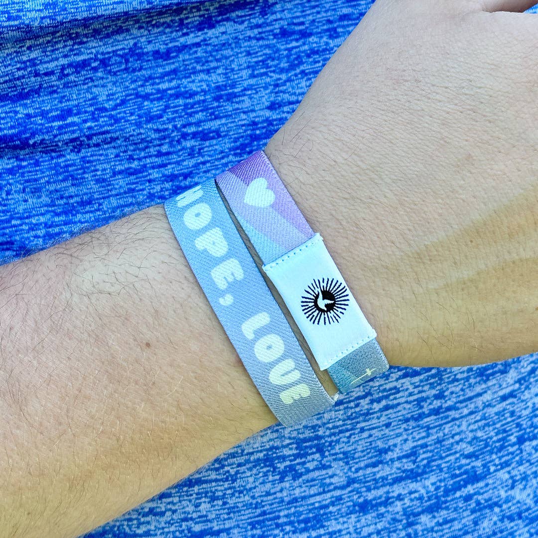 Faith Hope Love NFC Bible Verse Bracelet: Free Luma