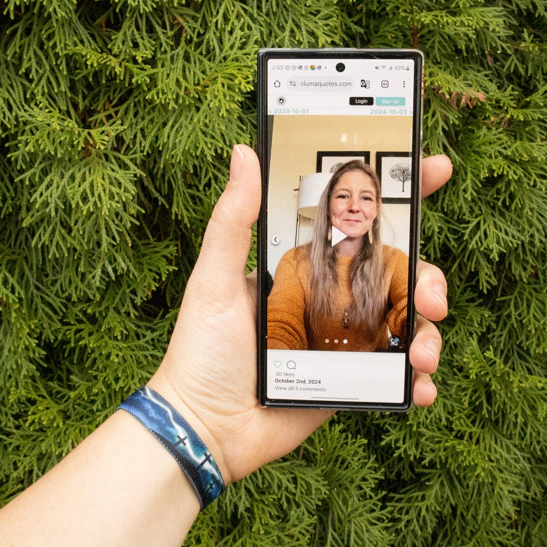 Trust In God NFC Bible Verse Bracelet: Large