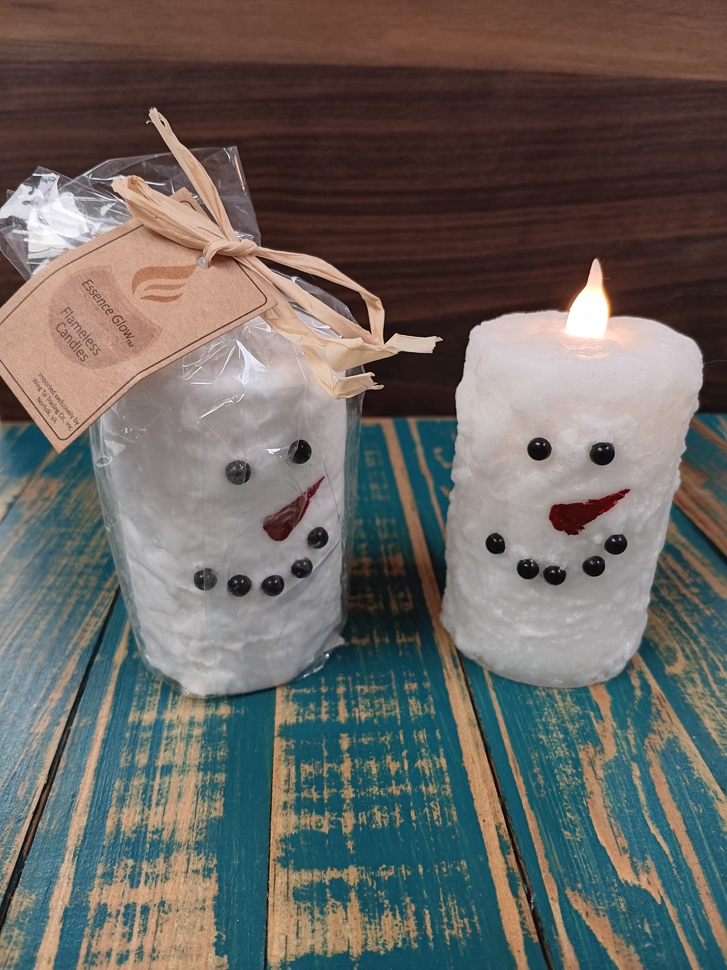 Essence Glow  Flameless Snowman Candle