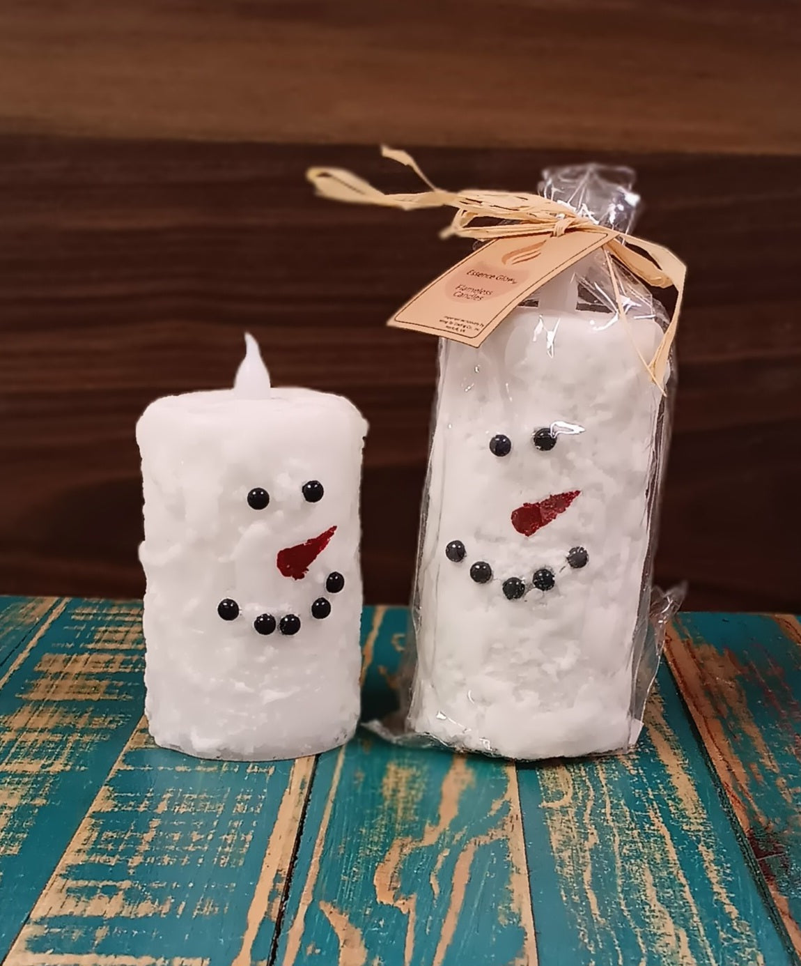 Essence Glow  Flameless Snowman Candle